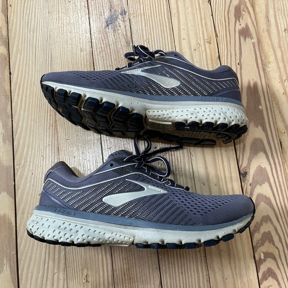 Brooks Ghost 12 Running Shoes Womens 7.5 Purple Gray Mesh DNA LOFT Sneakers